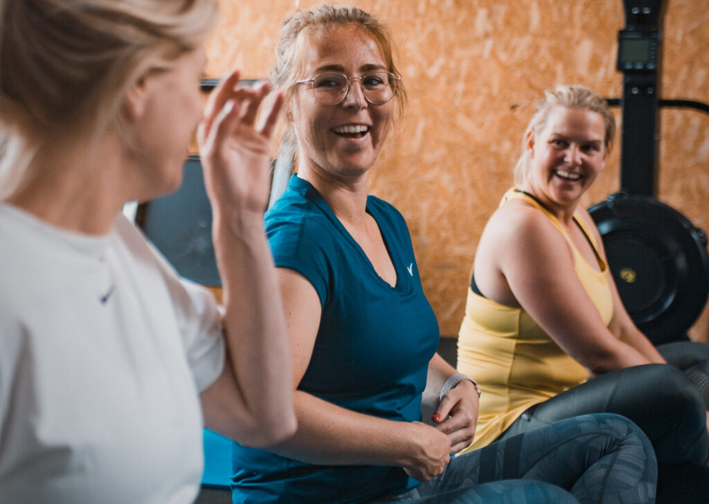 pre-natale training postnatale training zwangerschap fitness herstel na bevalling personal training voor zwangere vrouwen veilige zwangerschapsoefeningen